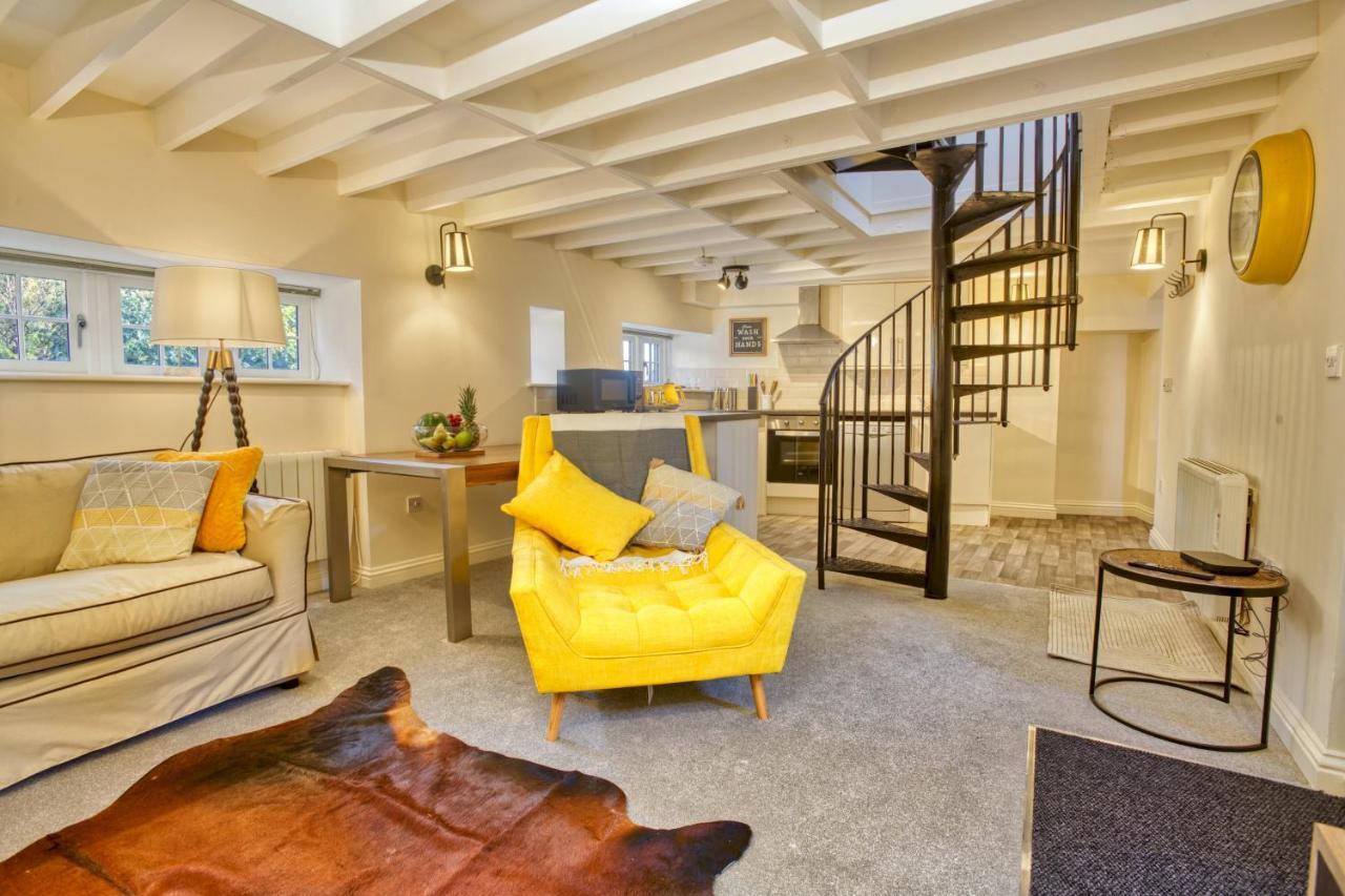 Pass The Keys Homey Flat In Sleaford Centre ภายนอก รูปภาพ