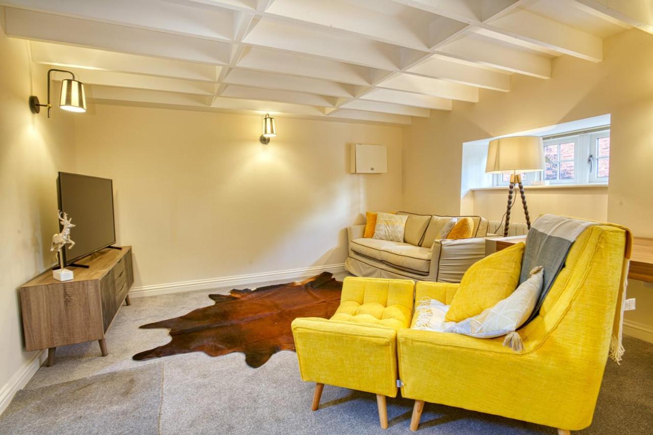Pass The Keys Homey Flat In Sleaford Centre ภายนอก รูปภาพ