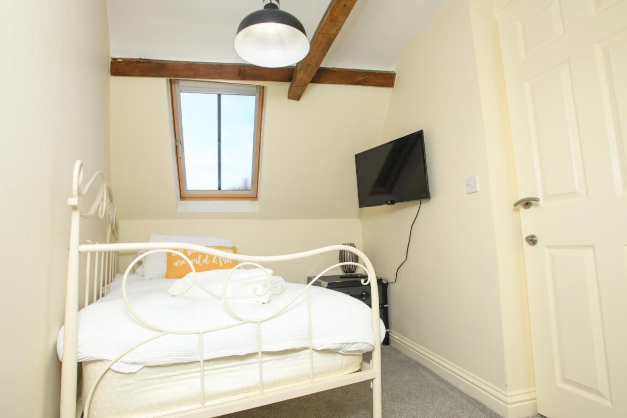 Pass The Keys Homey Flat In Sleaford Centre ภายนอก รูปภาพ