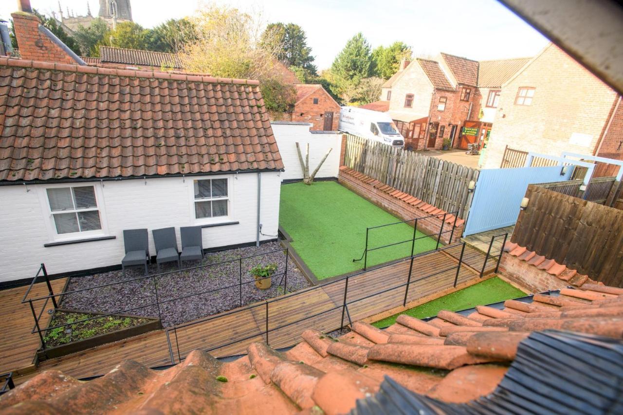 Pass The Keys Homey Flat In Sleaford Centre ภายนอก รูปภาพ