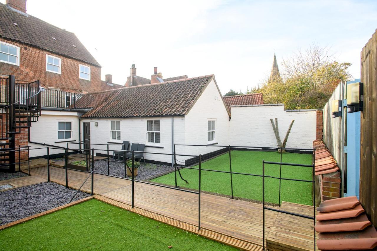 Pass The Keys Homey Flat In Sleaford Centre ภายนอก รูปภาพ