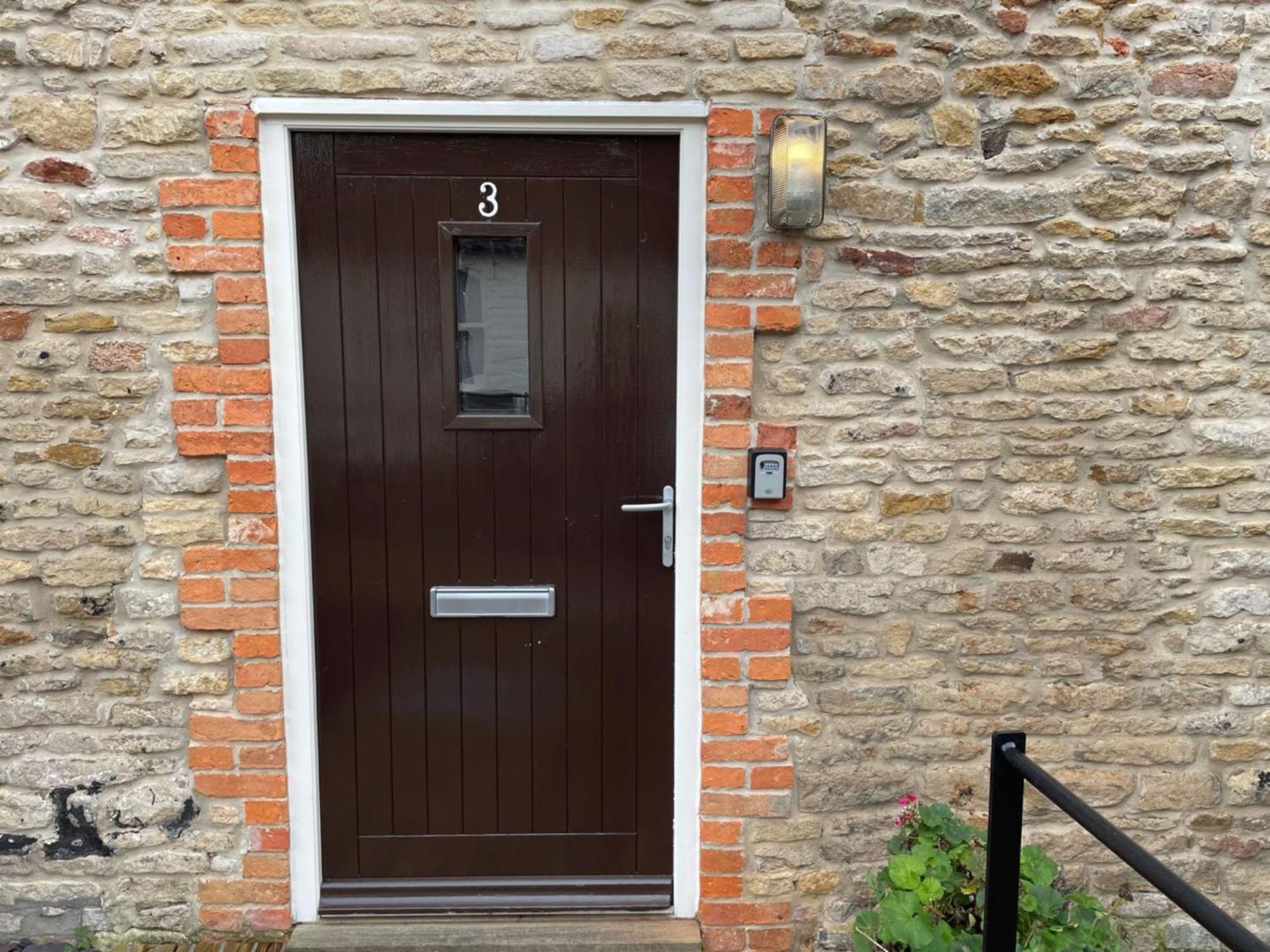 Pass The Keys Homey Flat In Sleaford Centre ภายนอก รูปภาพ